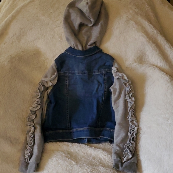 Tucker Tate denim jacket 🎉🎉HP🎉🎉 - Picture 5 of 7